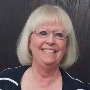 Meet your Posher, Edith